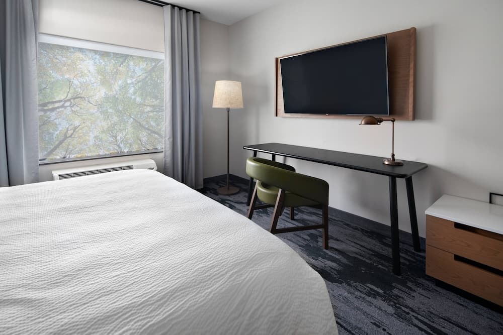 Fairfield Inn & Suites by Marriott Lake Geneva