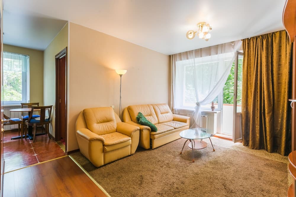 Apartment on Ogorodnaia Sloboda 10