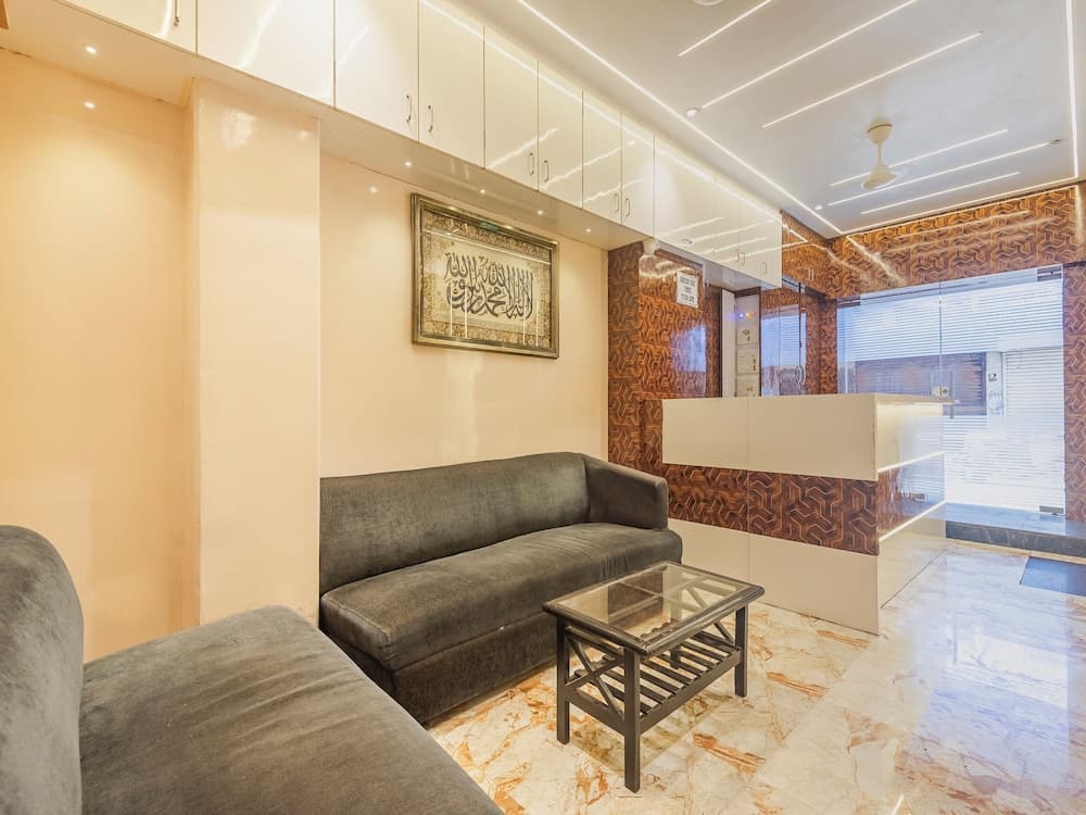 Hotel Al Madina Palace