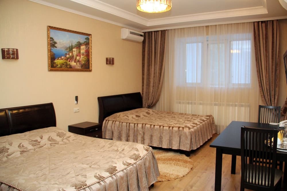 Lazurny Bereg Hotel