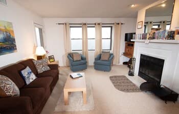 Spacious Winterplace 2 Br - Okemo 2 Bedroom Condo by RedAwning