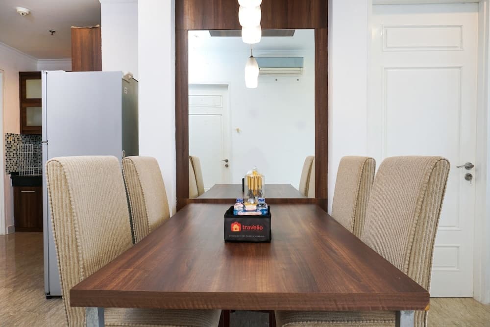 Luxurious 3BR Apartment at FX Residence Sudirman