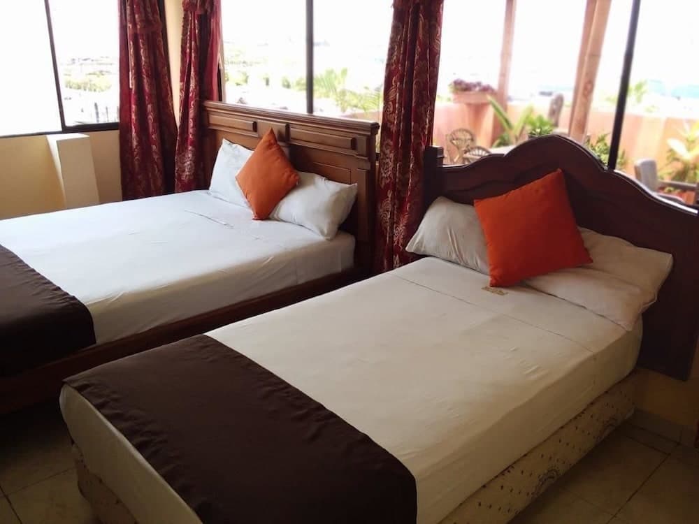 Hotel Europa Av Americas 1 Paseo 14 Ne