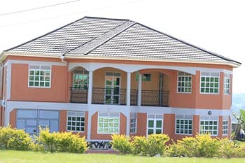 A & J Holiday Suites