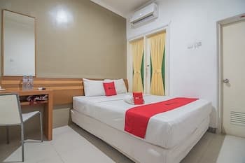 RedDoorz near Undip Pleburan 2