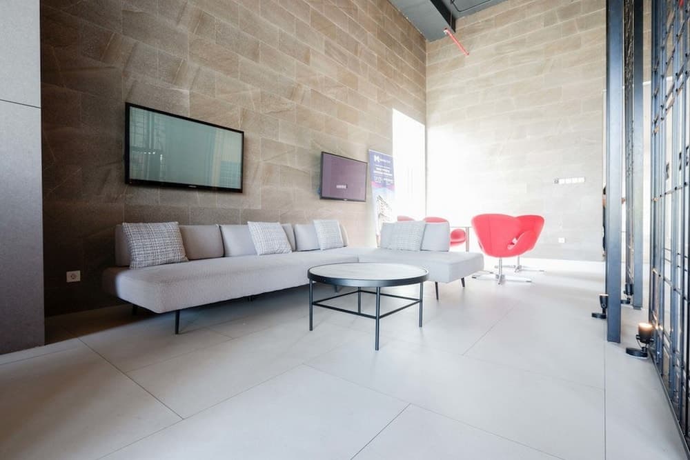 RedDoorz Apartment near Exit Toll Colomadu