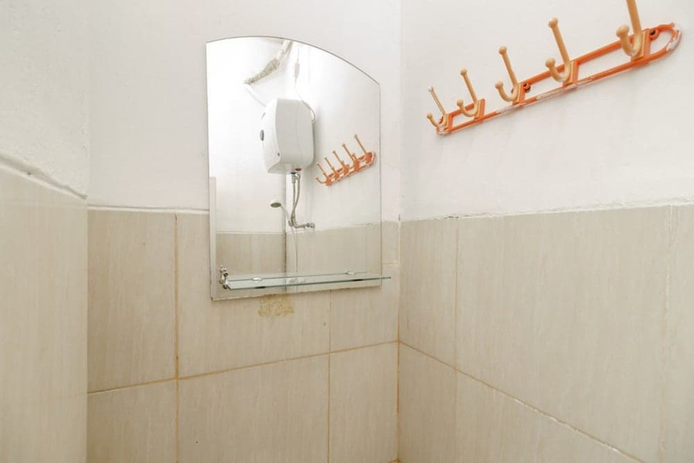 RedDoorz @ Jalan Mangkunegara Palembang 2