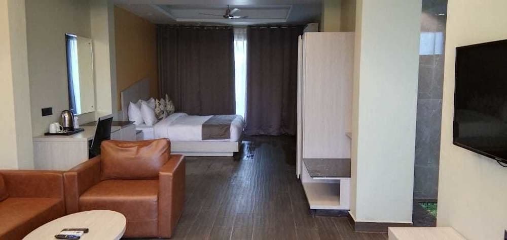 The Forest Vines Resort