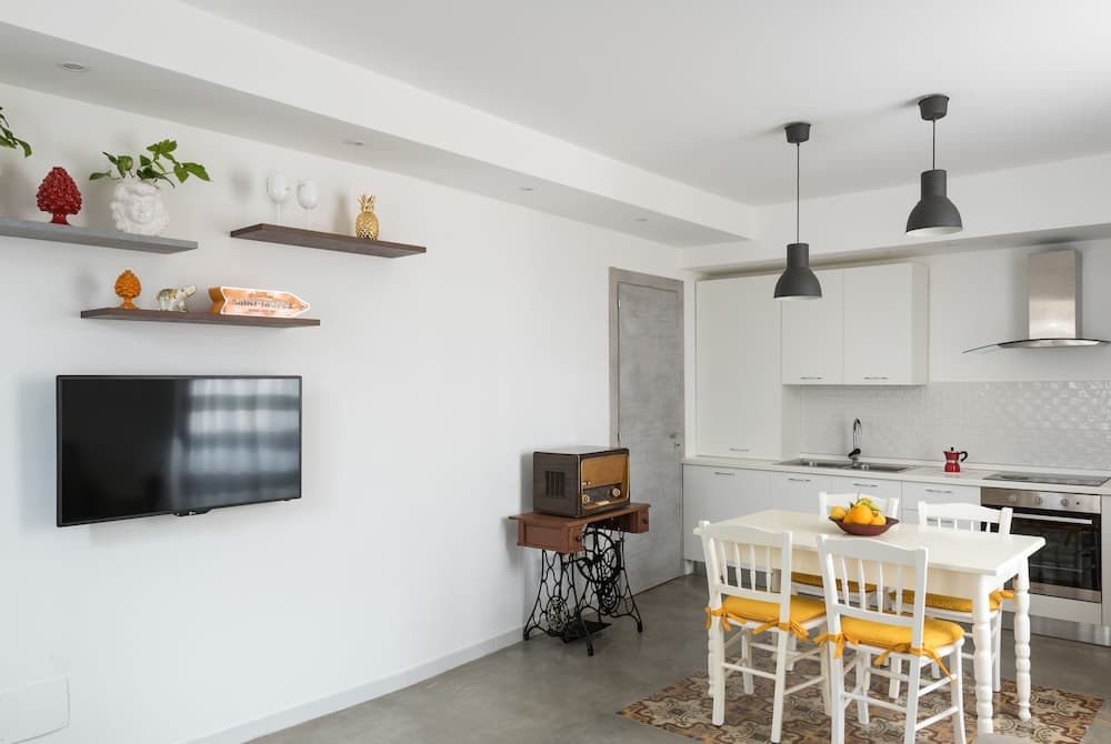 AM Suite with Terrace by Wonderful Italy