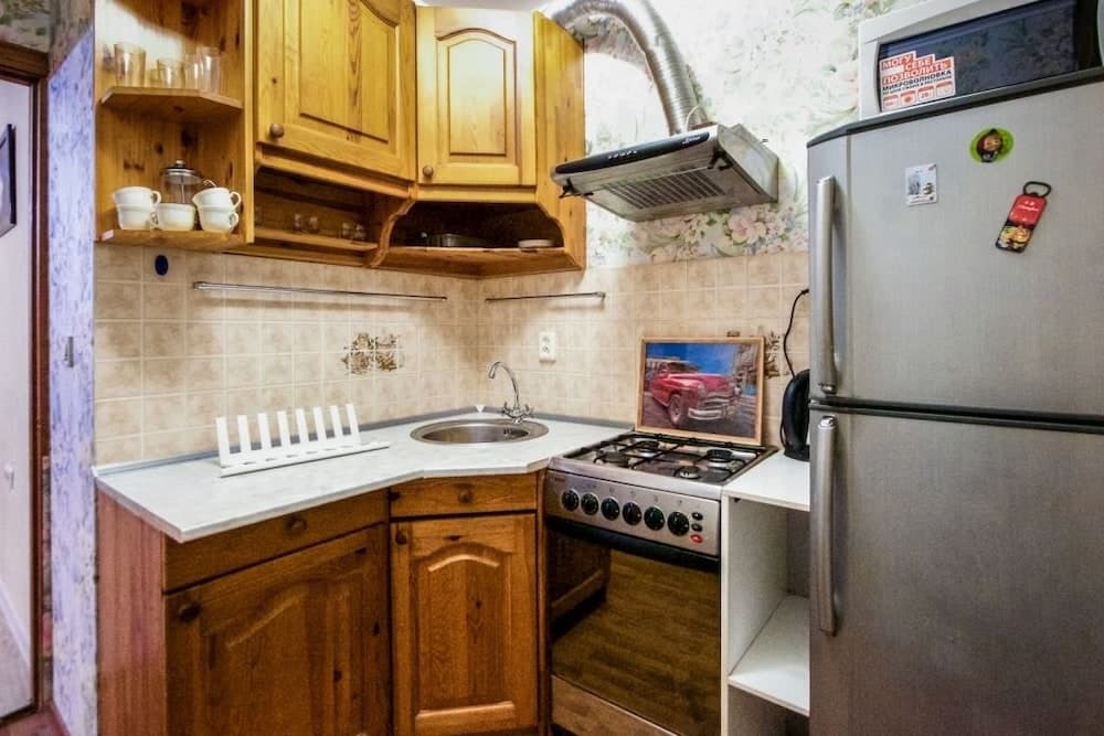 Apartment on Bolshoy Kondratievskii