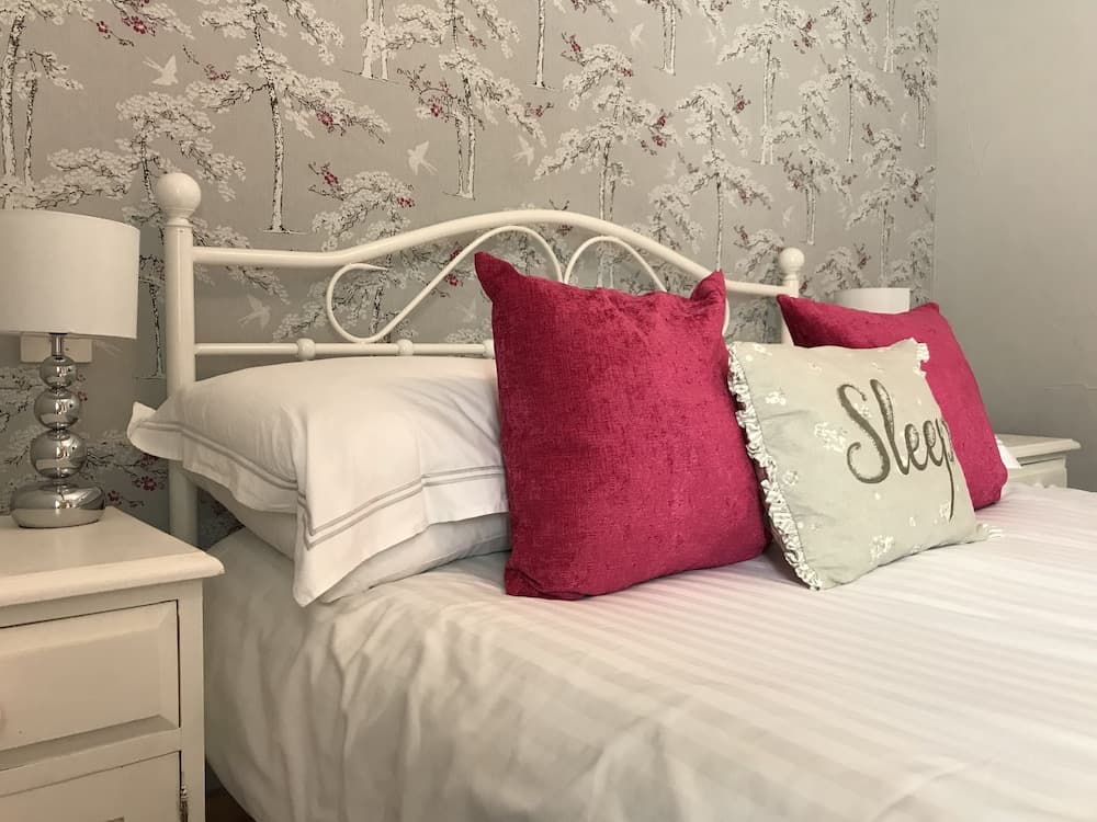 Cornwall Cottages - Helscott Barns