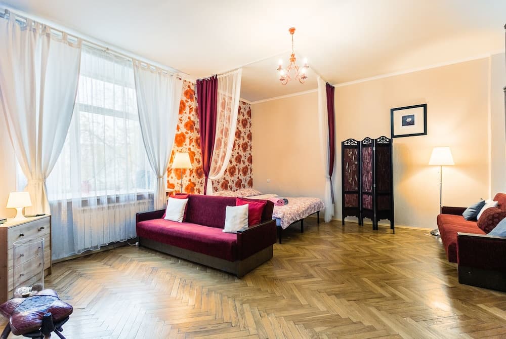 Apartment on Goncharnaya Naberezhnaya