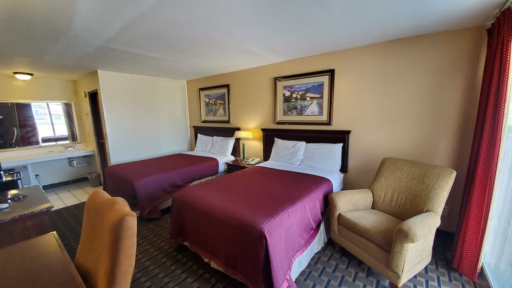 Marion Gray Plaza Motel