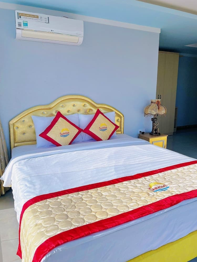 Sunrise Ninh Thuan Hotel