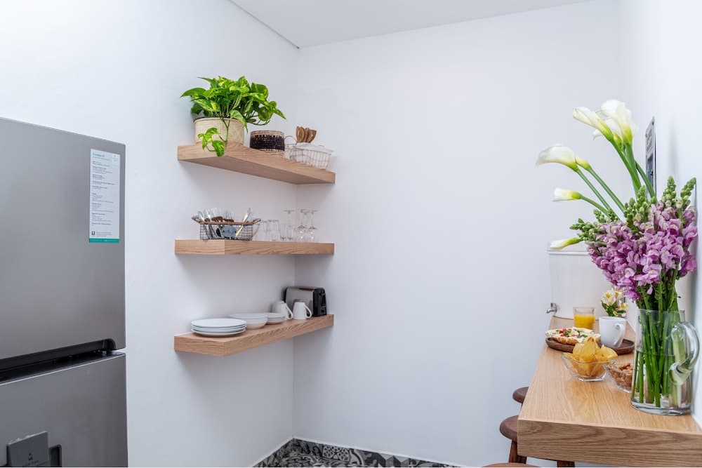 Azul Cordoba By The Local Way