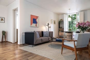 The Local Way Roma - Azul Córdoba