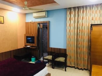 Hotel Mahadev resency