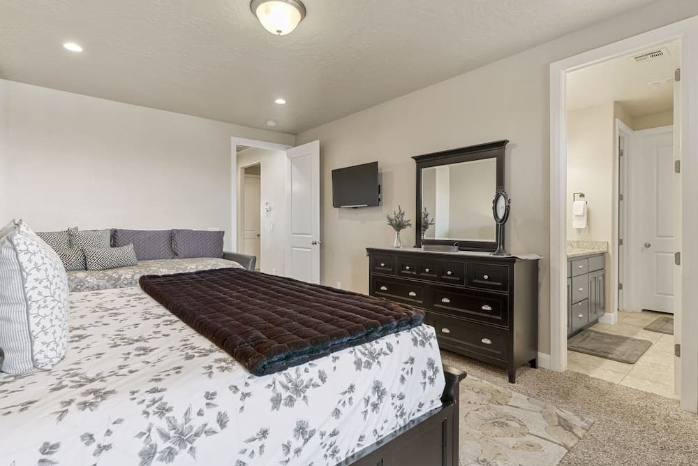 Coral Escape by RedAwning