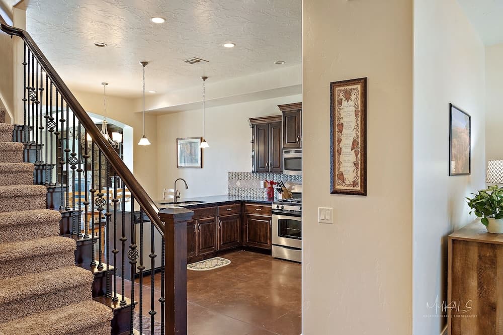 Above Par by RedAwning