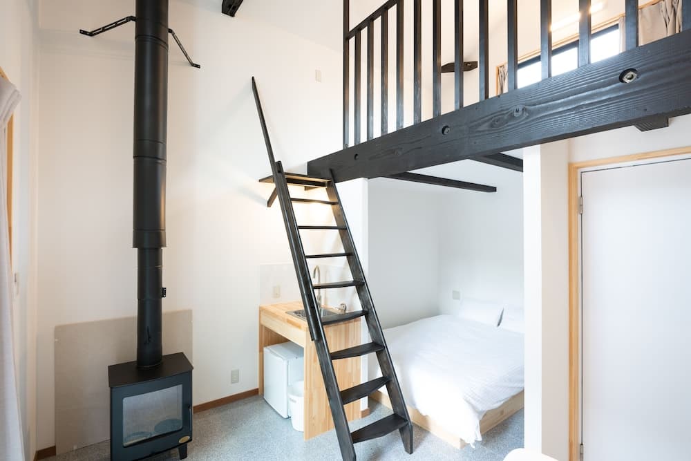 B&B MIKAWA - Kanazawa Fish Harbour