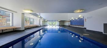 Spacious 1-Bedroom Apartment With Parking