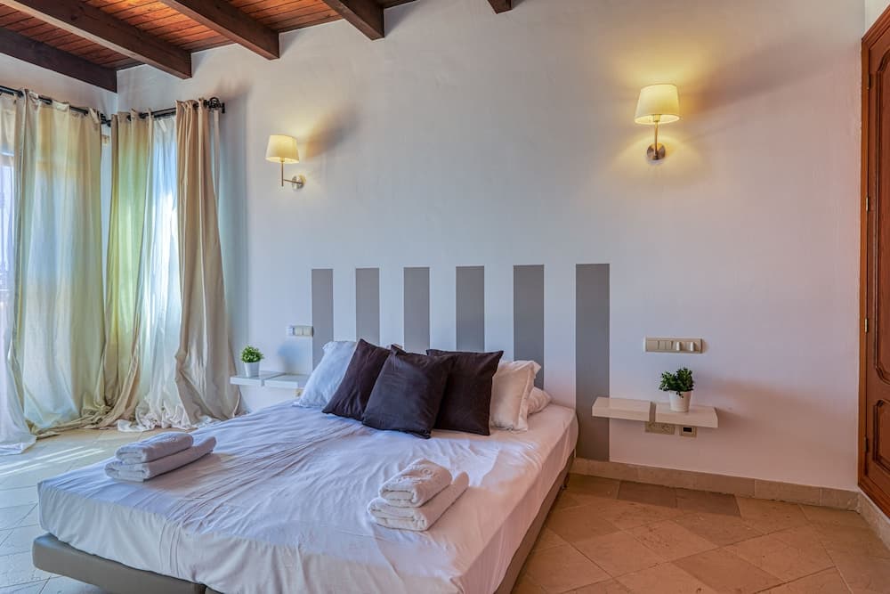 Paraiso Beach Duplex Penthouse Sea View