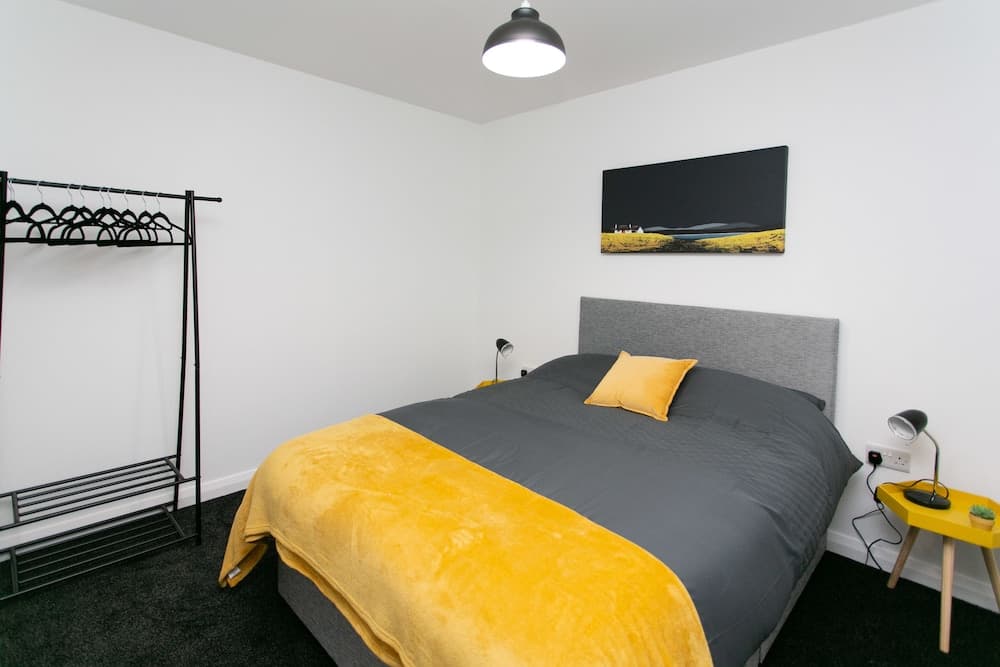 Coast & City - Eglinton Street