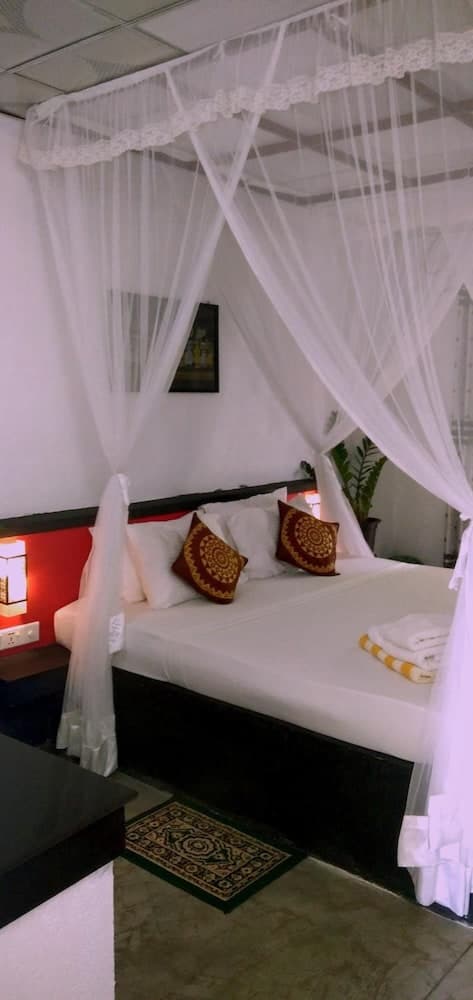 Sanjee'sHome & Lanka Ayurveda