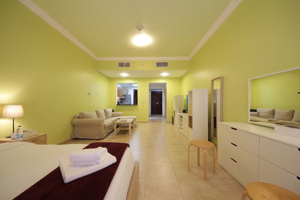 Signature Holiday Home - Venetian