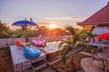 Candy Bed & Breakfast