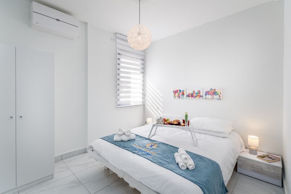 Even Israel Apartments