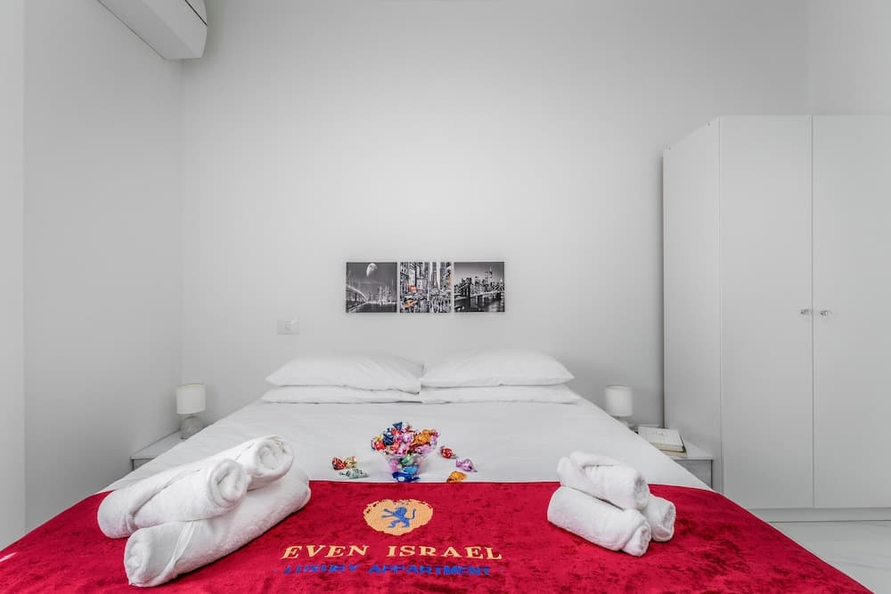 Even Israel Apartments