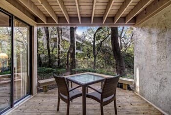 2354/56-courtside Villas