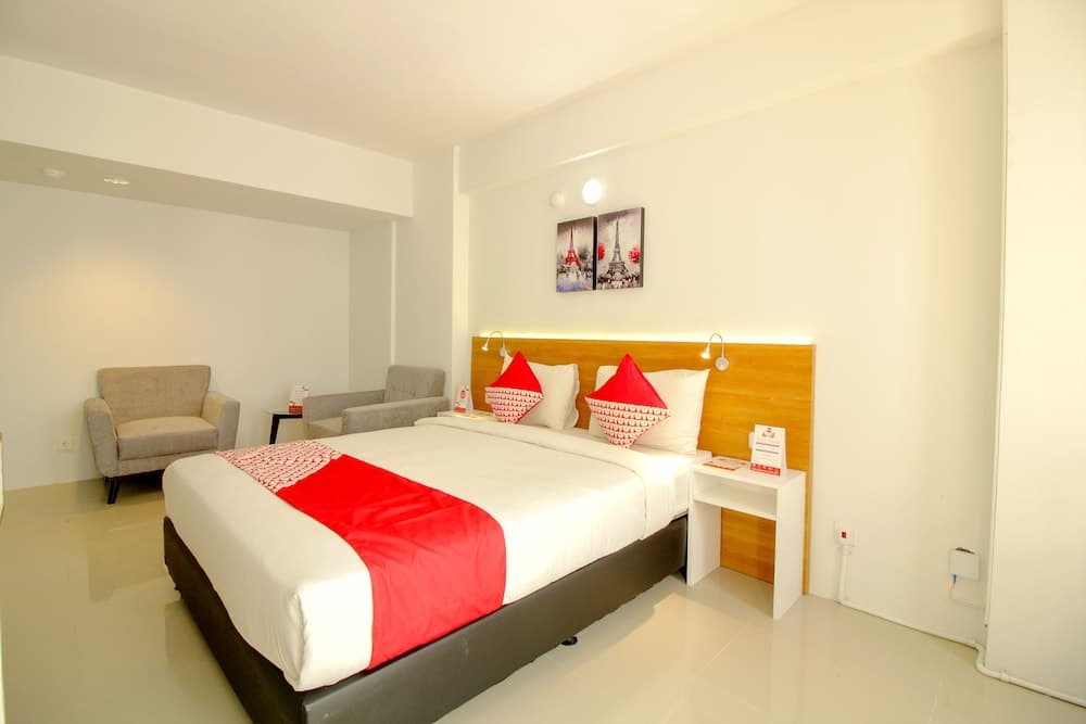 OYO Flagship 1260 Sentraland Karawang