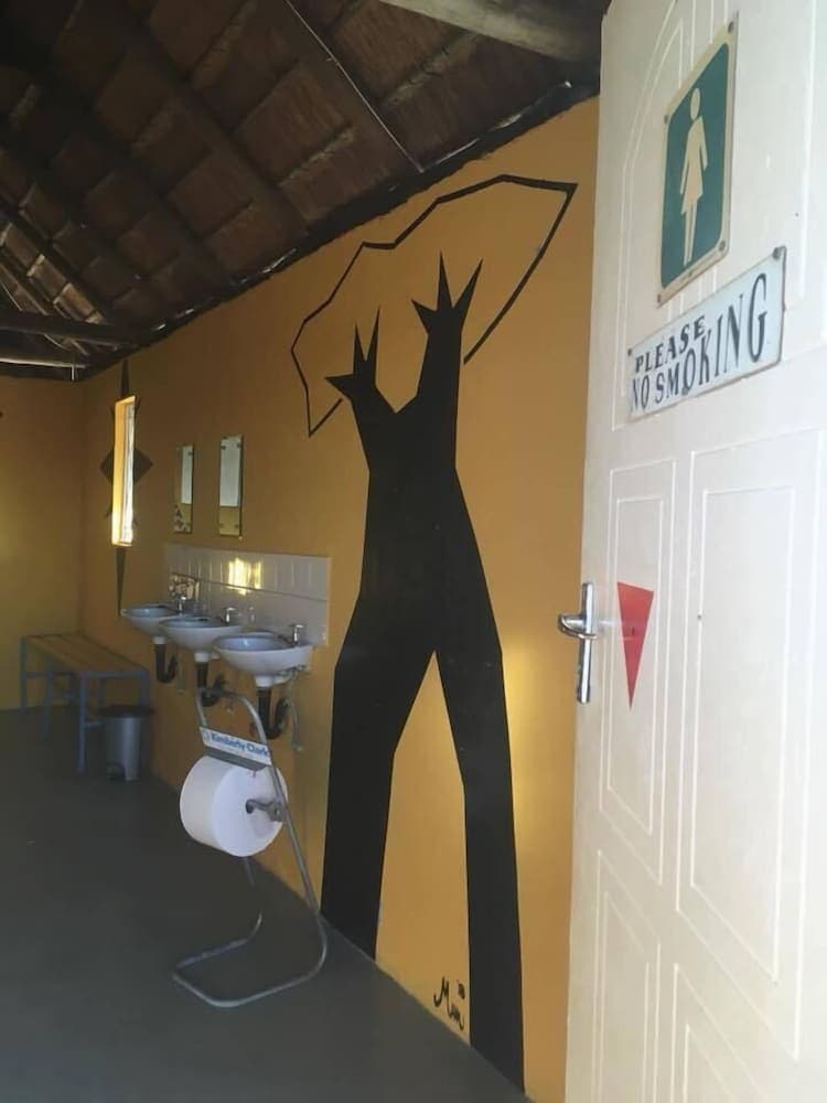 Phudzi Resort T/A Makgadikgadi Adventures