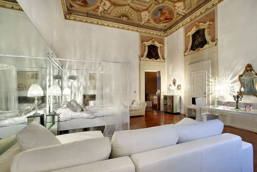 Palazzo Tolomei - Residenza d'Epoca