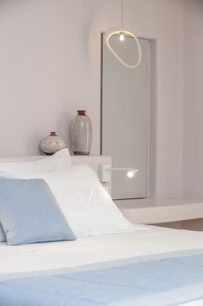 Antony Suites - Adults Only