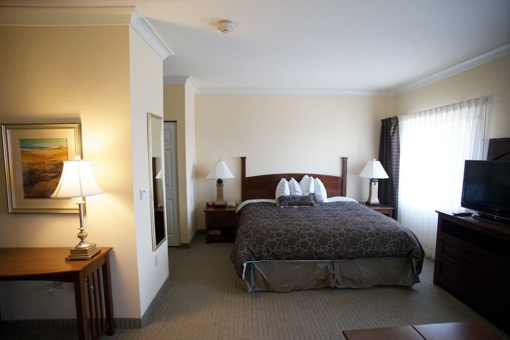 Staybridge Suites San Antonio Sea World by IHG