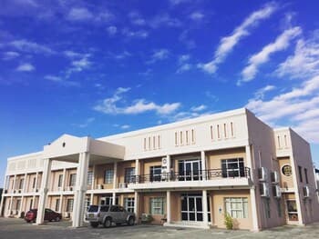 Adansonia Hotel Maun