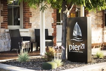 Pier 21 Apartment Hotel Fremantle