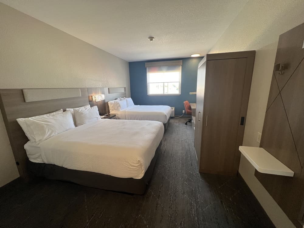 Holiday Inn Express Wichita North - Park City by IHG