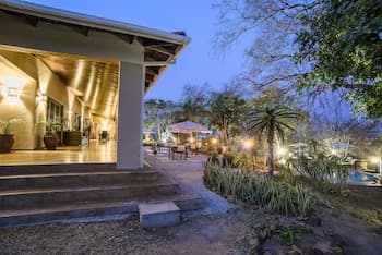 Abangane Guest Lodge