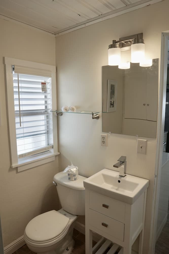 The Molloy - A Boutique Beach Resort