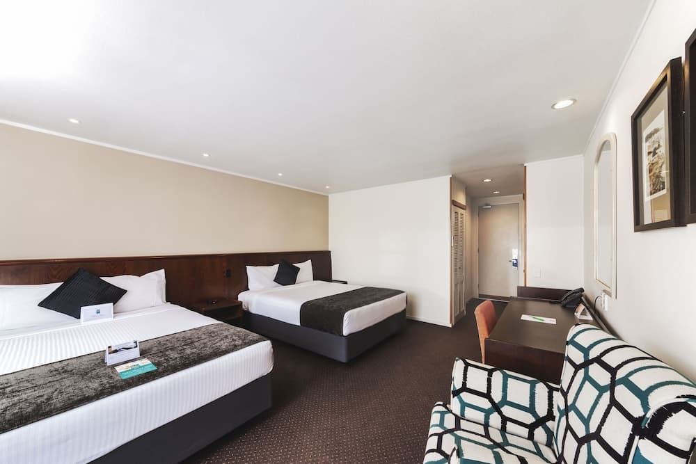 Quality Hotel Lincoln Green