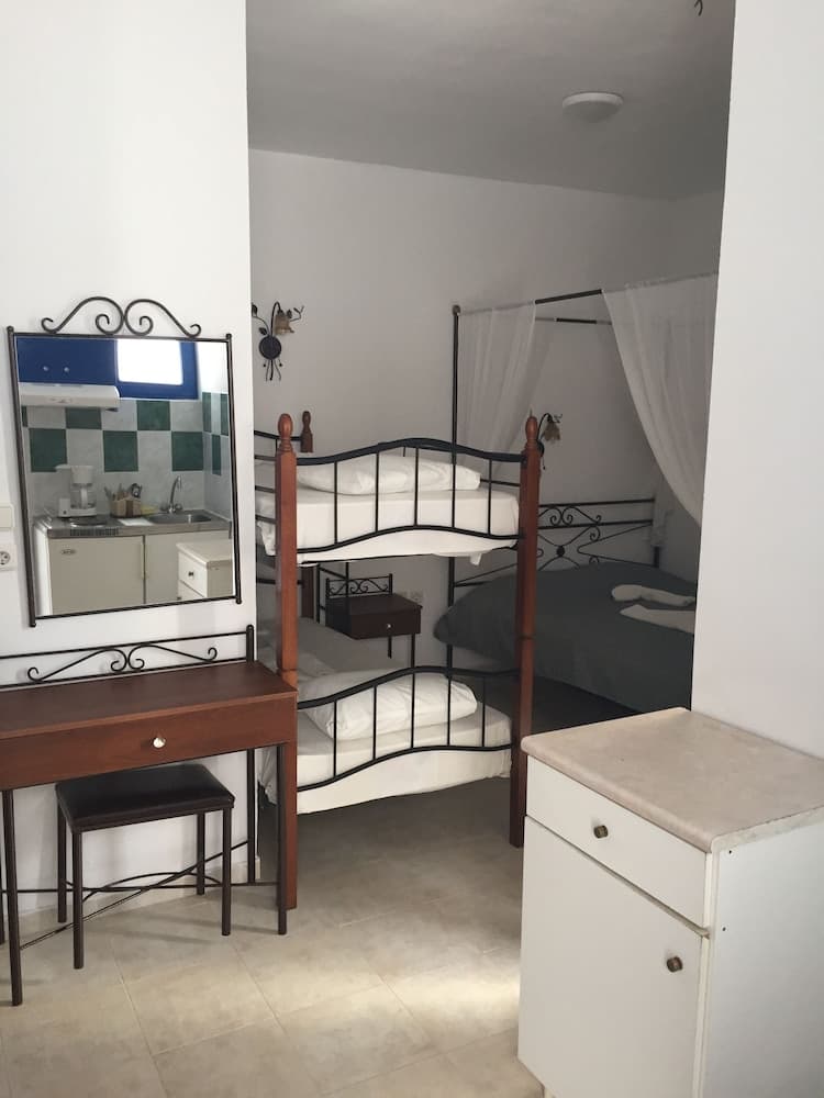 Anastasia Studios, Apartments & Suites