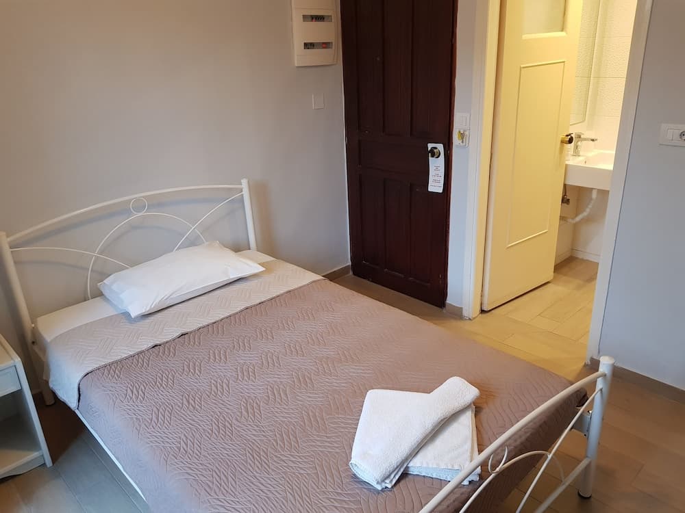 Archontiki City Hotel