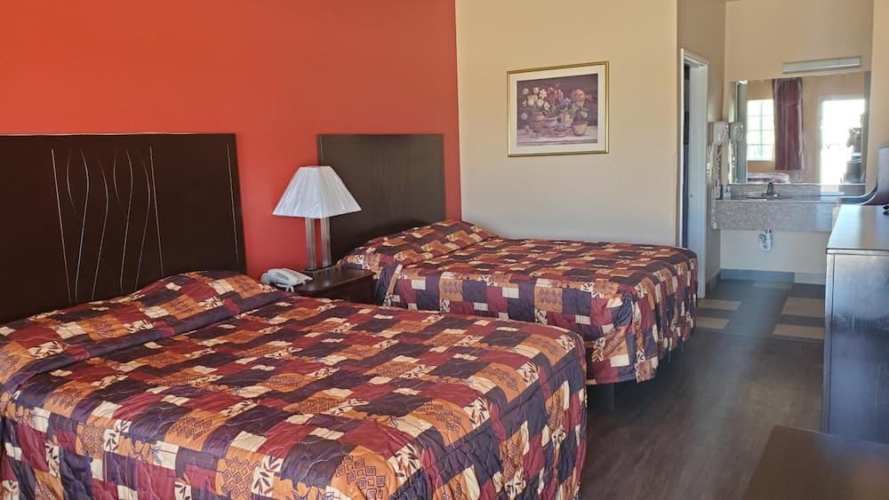 La Bonita Inn And Suites