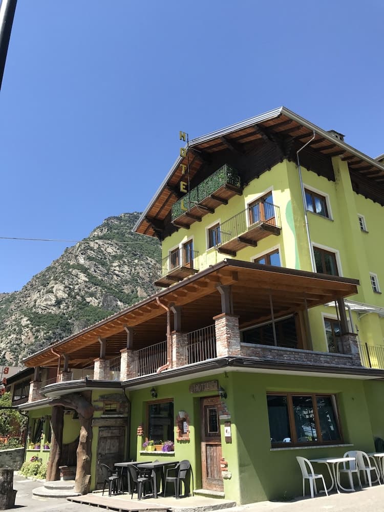 hotel image