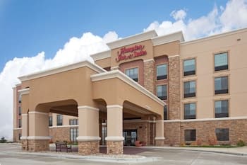 Hampton Inn & Suites Watertown