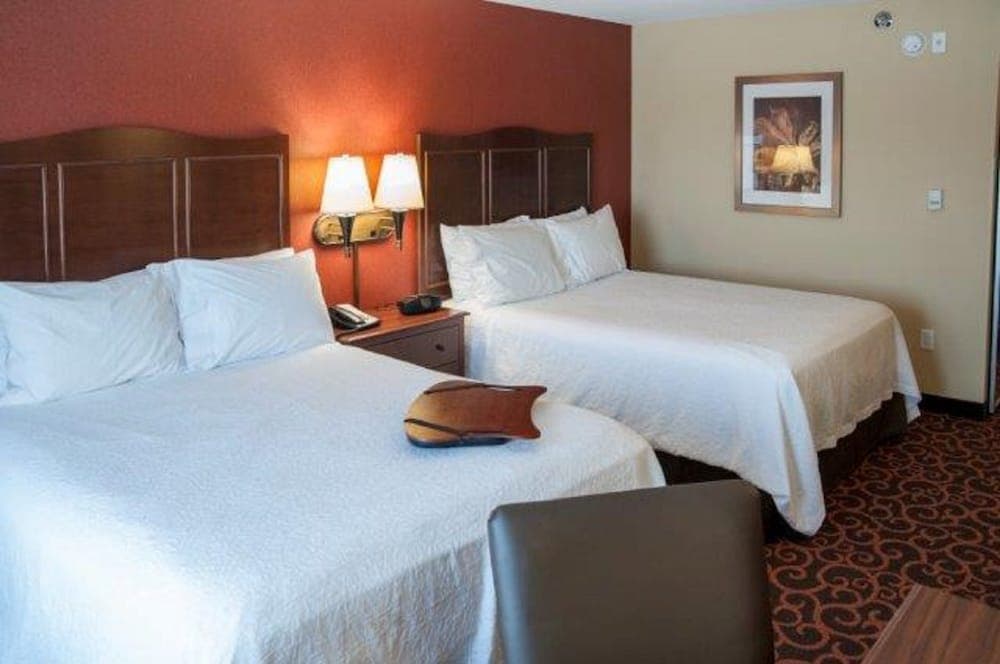 Hampton Inn & Suites Watertown